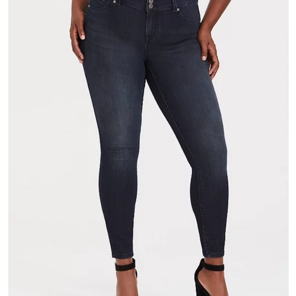torrid Pants - Torrid jegging super stretch dark wash jeans